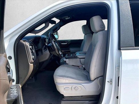 Used 2021 Chevrolet Silverado 1500 LT AWD/4WD image 24
