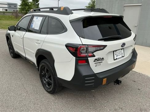 Used 2025 Subaru Outback Wilderness AWD/4WD image 2
