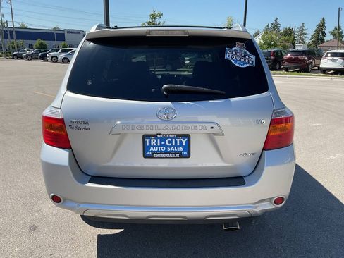 Used 2008 Toyota Highlander Limited AWD/4WD image 6