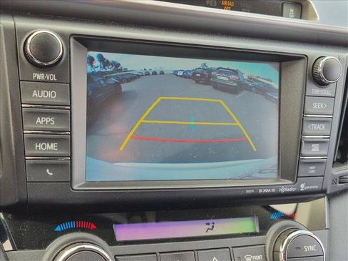 Used 2016 Toyota RAV4 XLE w/ Convenience Package FWD image 12