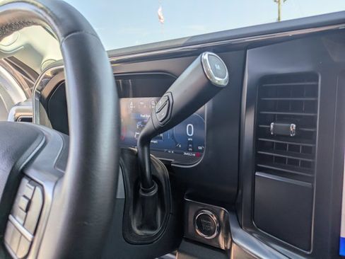 Used 2025 Ford F250 Lariat w/ Tremor Off-Road Package AWD/4WD image 11
