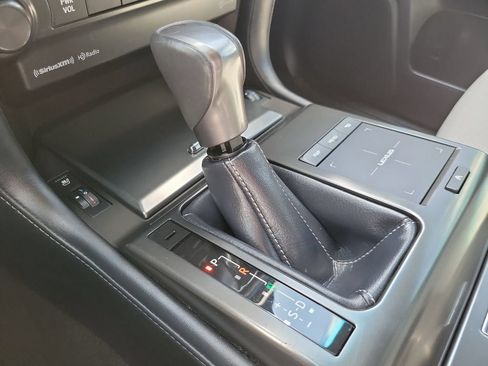 Used 2023 Lexus GX 460 w/ Black Line Special Edition AWD/4WD image 16