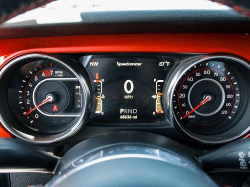 Used 2021 Jeep Wrangler Rubicon AWD/4WD image 16