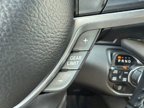 Used 2020 RAM 1500 Big Horn AWD/4WD image 35