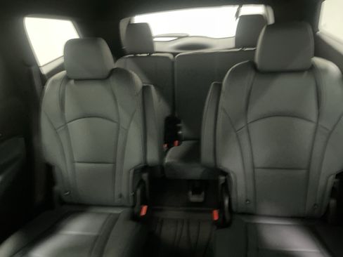 Used 2024 Buick Enclave Essence w/ Sport Touring Edition image 11