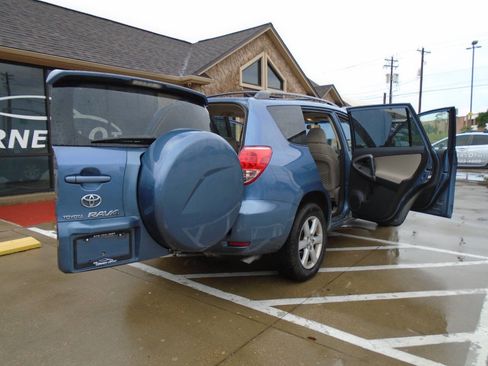 Used 2008 Toyota RAV4 Limited FWD image 22