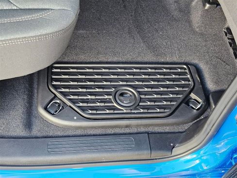 New 2026 RAM 1500 4x4 Crew Cab image 17