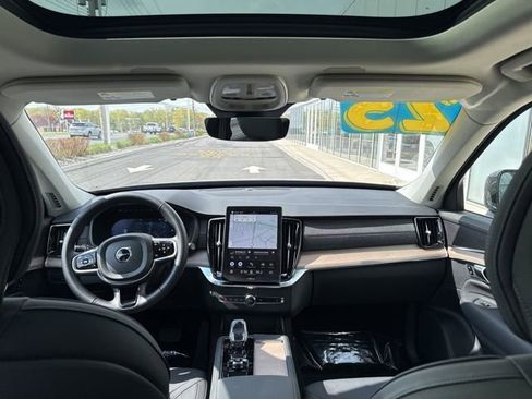 Used 2025 Volvo XC90 B6 Plus AWD/4WD image 16