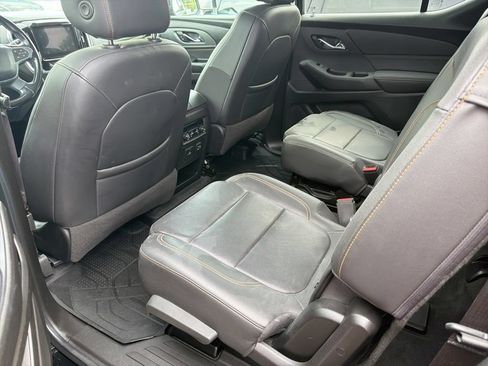 Used 2021 Chevrolet Traverse Premier w/ LPO, Floor Liner Package FWD image 34