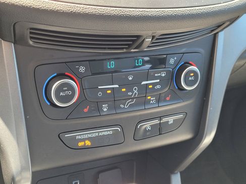 Used 2018 Ford Escape SE AWD/4WD image 15