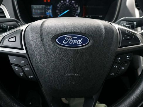 Used 2018 Ford Fusion SE FWD image 24