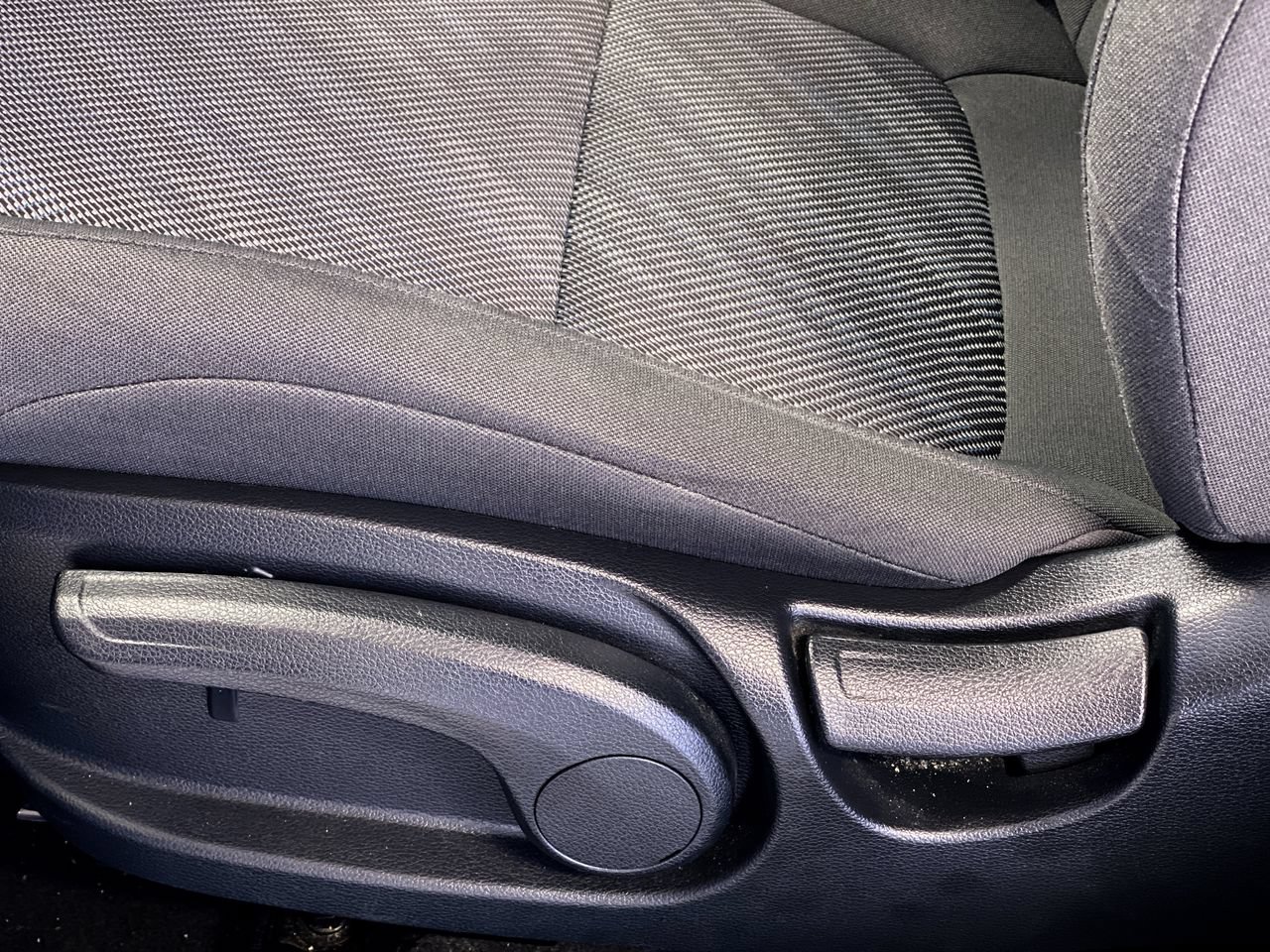 Certified 2026 Kia Seltos LX AWD/4WD image 17