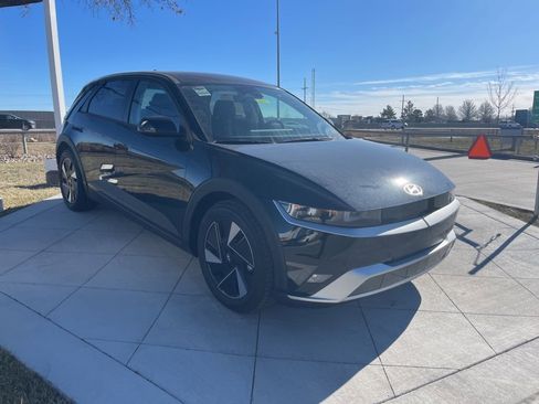 New 2026 Hyundai Ioniq 5 SE RWD image 7