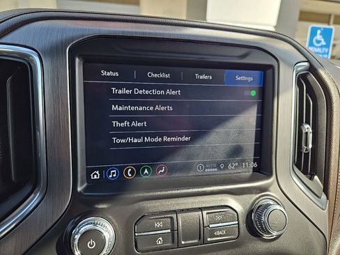 Used 2022 GMC Sierra 2500 Denali image 36