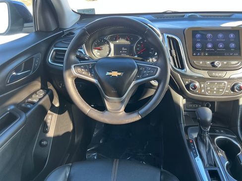 Used 2022 Chevrolet Equinox Premier image 23