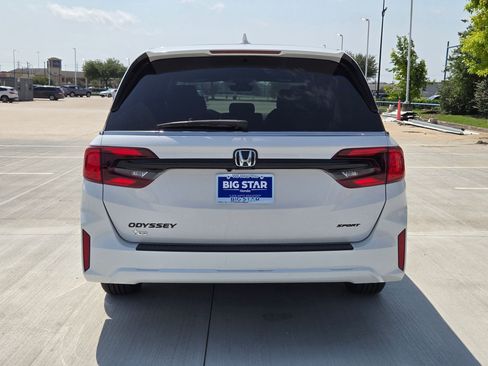 New 2026 Honda Odyssey Sport-L image 5