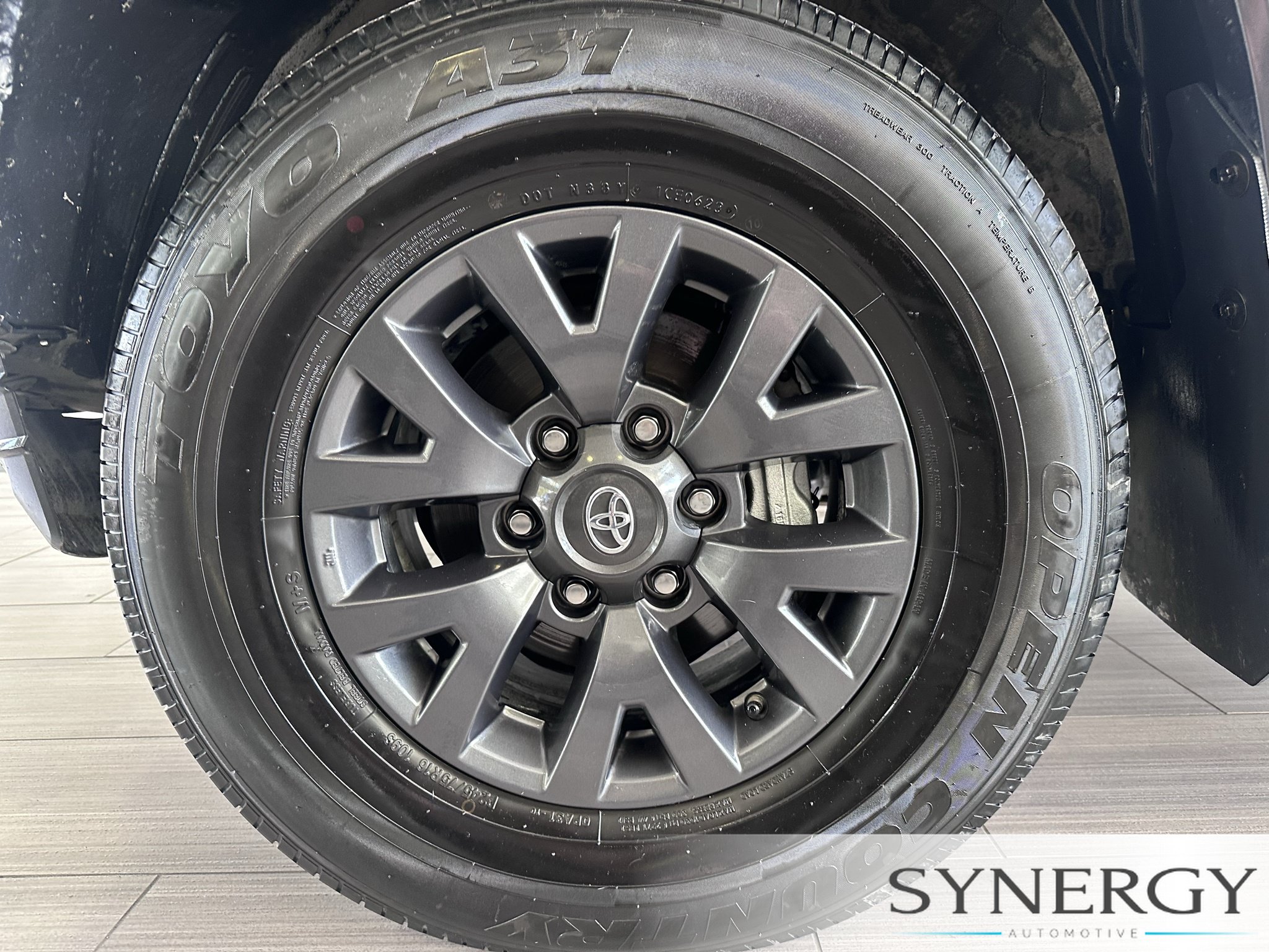 Used 2022 Toyota Tacoma SR5 w/ SR5 Appearance Package (SM) RWD image 14