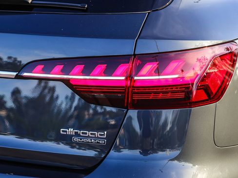 Certified 2024 Audi A4 2.0T allroad Premium Plus w/ Premium Plus Package image 11