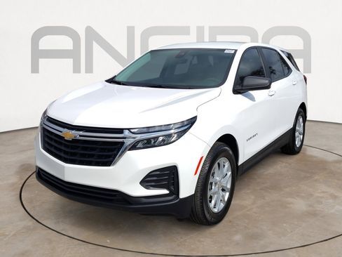 Used 2024 Chevrolet Equinox LS FWD image 9