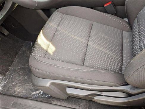 New 2025 Chevrolet Equinox LT w/ Safety and Technology Package image 4