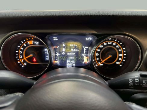 Used 2021 Jeep Wrangler Unlimited Sport image 20