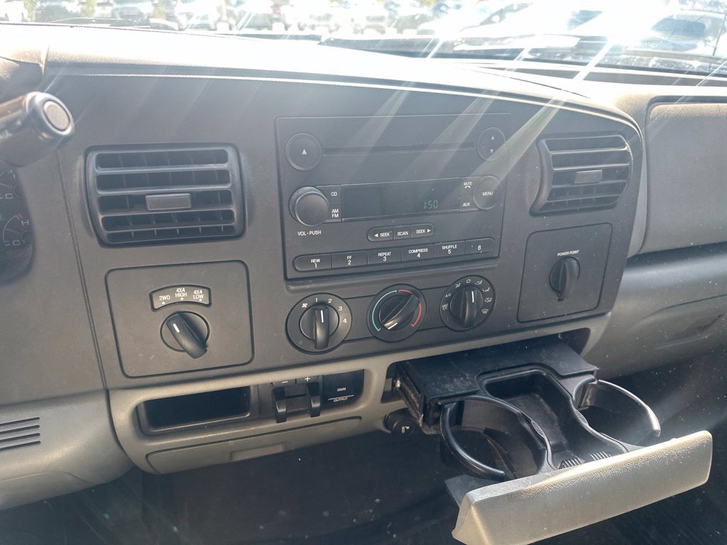 Used 2006 Ford F250 4x4 Crew Cab Super Duty image 16