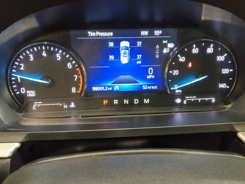 Used 2020 Ford Explorer XLT w/ Equipment Group 202A AWD/4WD image 23