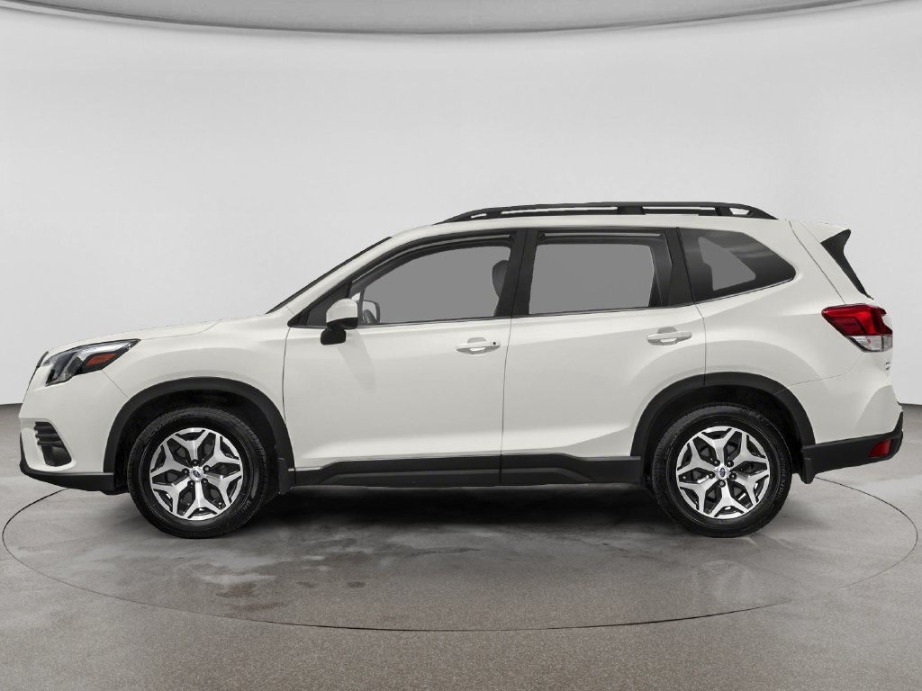Used 2024 Subaru Forester Premium AWD/4WD image 3