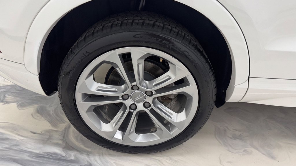 Used 2018 Audi Q3 2.0T Premium w/ Convenience Package FWD image 11