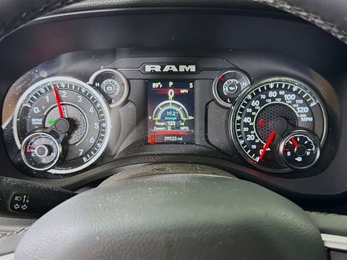 Used 2025 RAM 1500 Lone Star AWD/4WD image 16