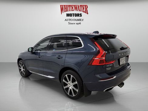 Used 2019 Volvo XC60 T6 Inscription image 2