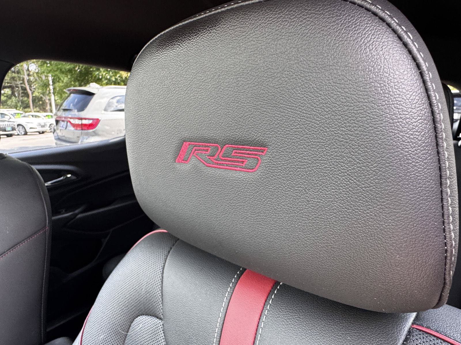 Certified 2024 Chevrolet Trax RS FWD image 15