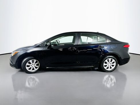 Used 2023 Toyota Corolla LE image 4