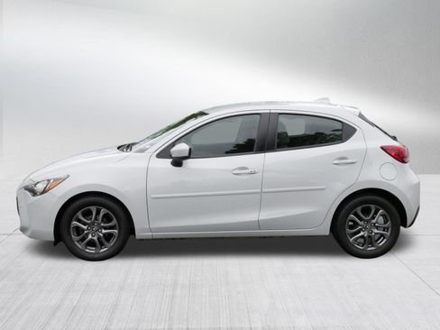 Used 2020 Toyota Yaris LE FWD image 4