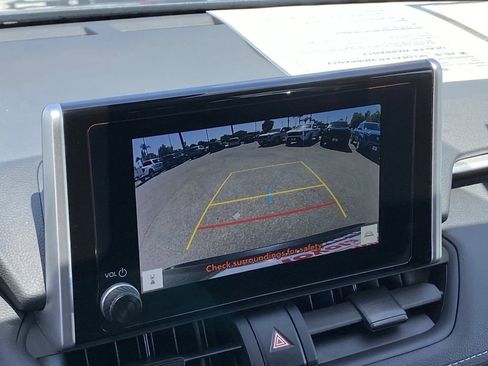 Certified 2025 Toyota RAV4 LE image 31