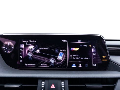 Used 2020 Lexus ES 300h w/ Premium Package FWD image 26