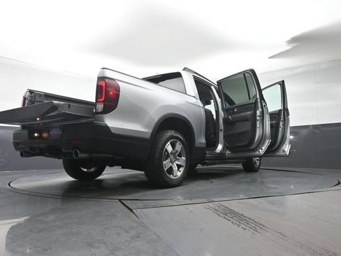 Certified 2025 Honda Ridgeline RTL image 51