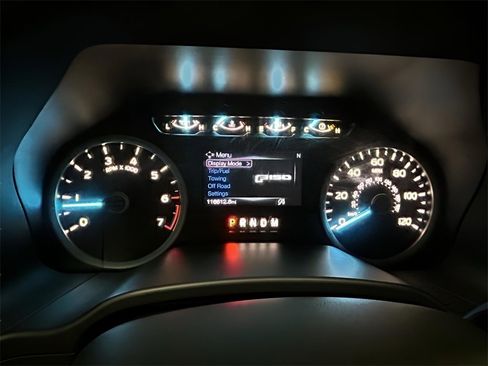 Used 2019 Ford F150 XLT w/ Equipment Group 302A Luxury image 15