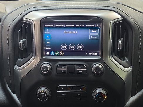 Used 2021 Chevrolet Silverado 2500 LT w/ Z71 Off-Road Package image 20