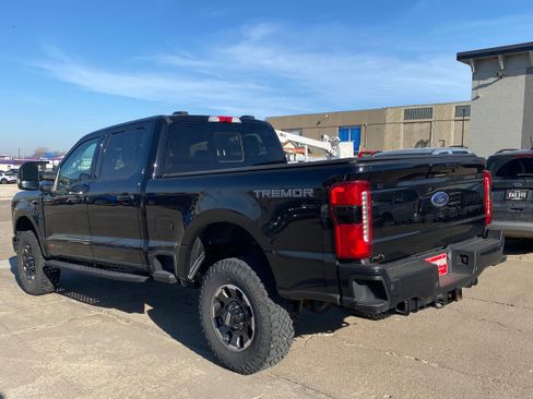 Used 2024 Ford F250 Lariat w/ Lariat Ultimate Package image 9