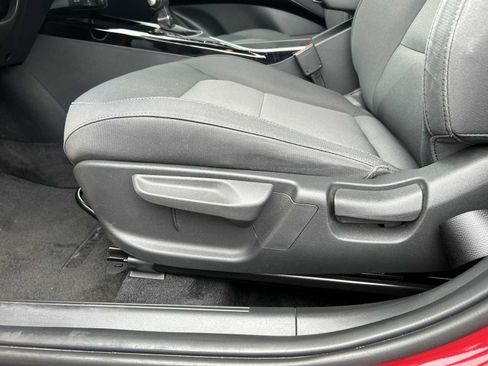 Used 2024 Kia Niro LX FWD image 14