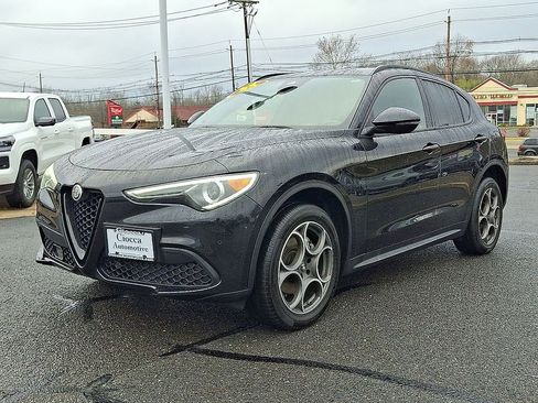 Used 2022 Alfa Romeo Stelvio Sprint AWD/4WD image 7