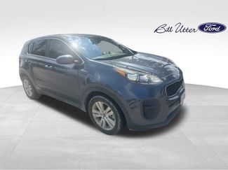 Used 2017 Kia Sportage LX FWD video 2