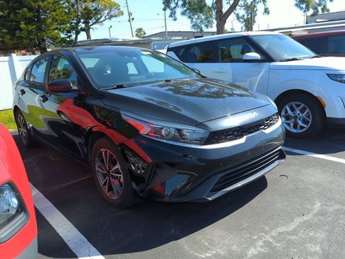 Certified 2024 Kia Forte LXS image 2