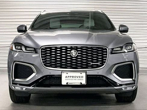 Certified 2025 Jaguar F-PACE R-Dynamic S image 2