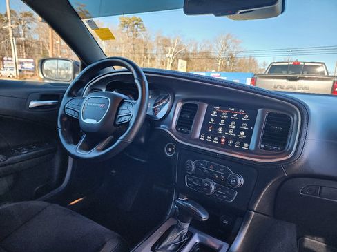 Used 2020 Dodge Charger GT w/ Plus Group image 27