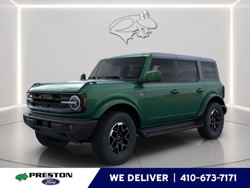New 2025 Ford Bronco Outer Banks image 1
