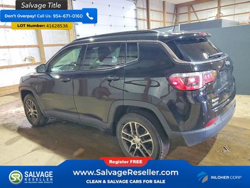 Used 2020 Jeep Compass Latitude w/ Cold Weather Group AWD/4WD image 3