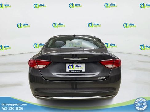 Used 2016 Chrysler 200 Limited w/ Convenience Group FWD image 7