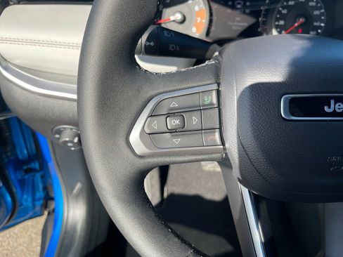 New 2026 Jeep Compass Limited image 25